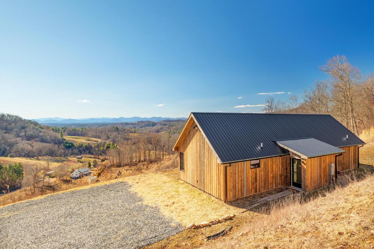 Morgan Branch Cabin In Marshall Villa Exterior photo